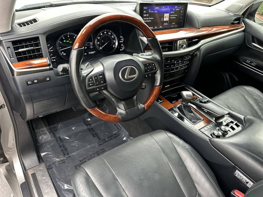 Thumbnail: 2019 Lexus LX - 2