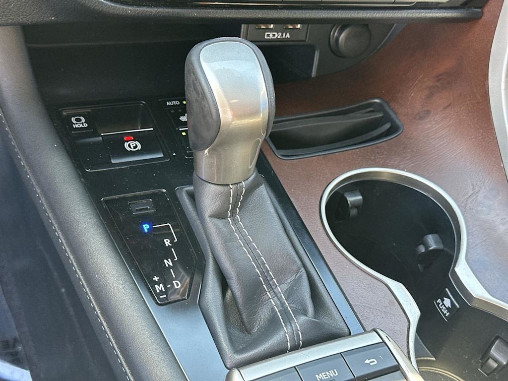 Thumbnail: 2020 Lexus RX - 17