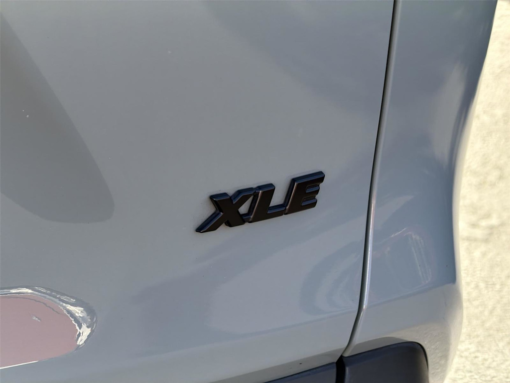 Thumbnail: 2023 Toyota RAV4 - 7