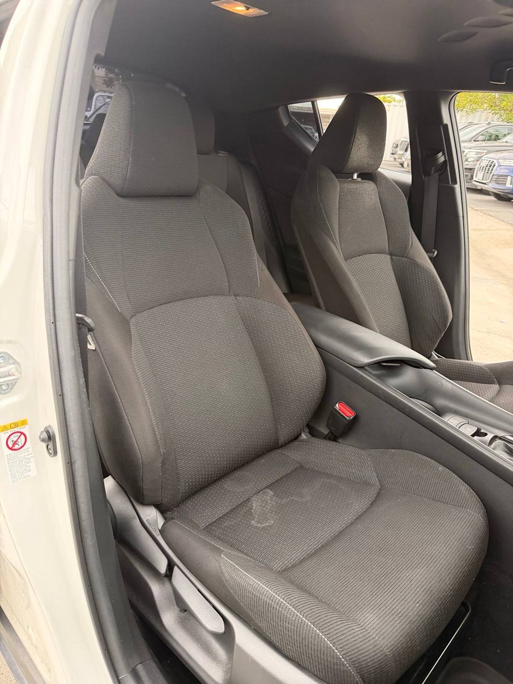 Thumbnail: 2019 Toyota C-HR - 9