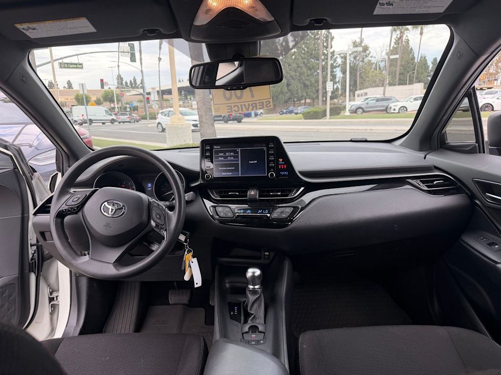 Thumbnail: 2019 Toyota C-HR - 8