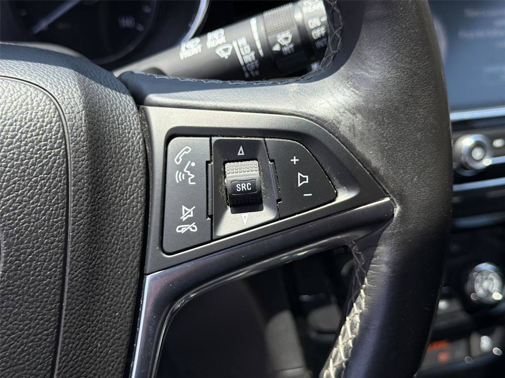 Thumbnail: 2018 Buick Encore - 28