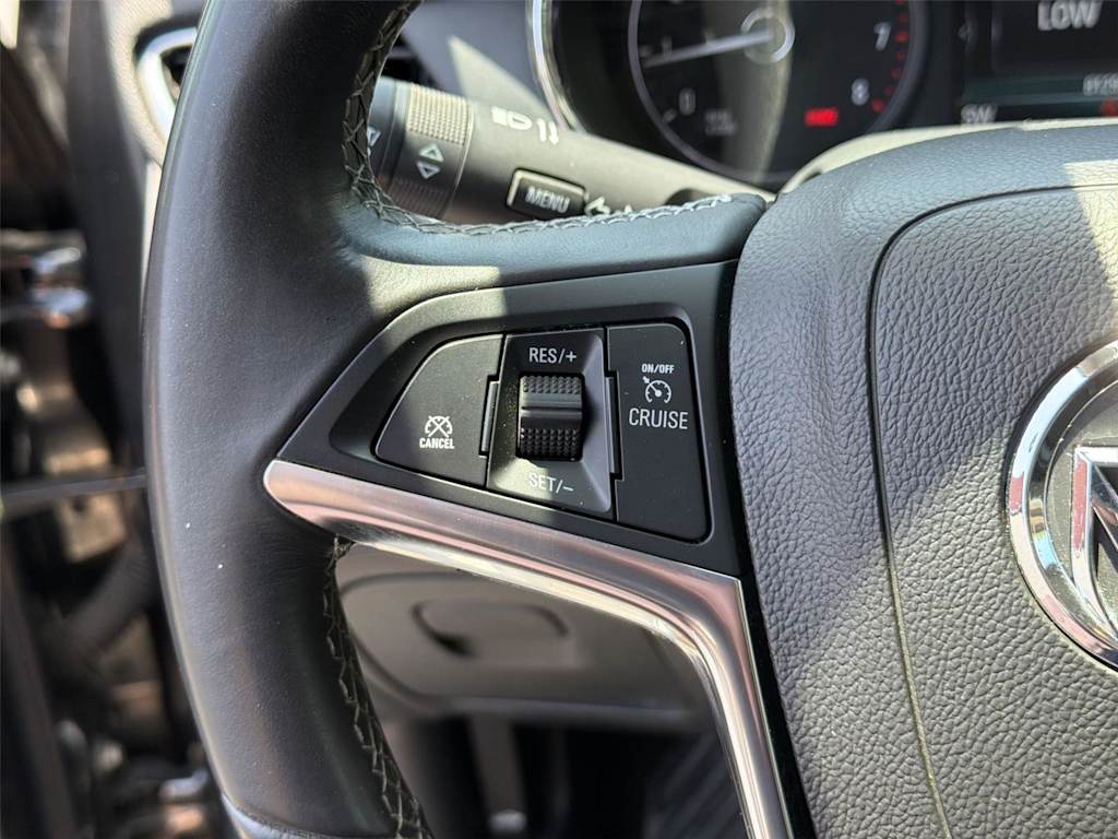Thumbnail: 2018 Buick Encore - 27