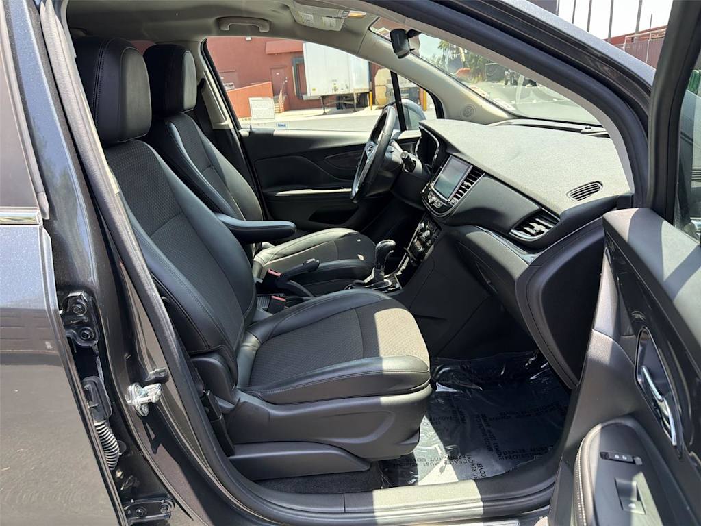 Thumbnail: 2018 Buick Encore - 12