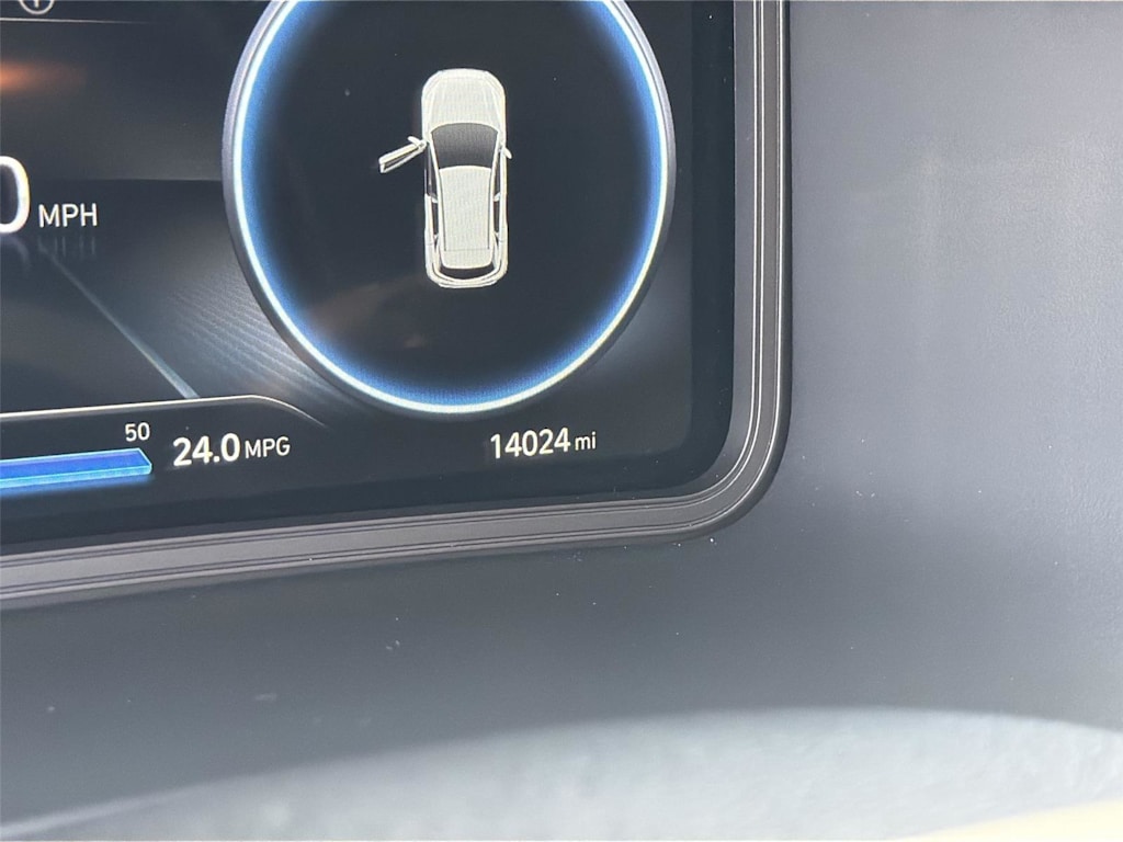 Thumbnail: 2023 Hyundai Kona - 18