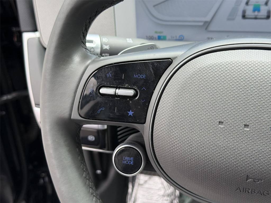 Thumbnail: 2023 Hyundai Ioniq 5 - 27