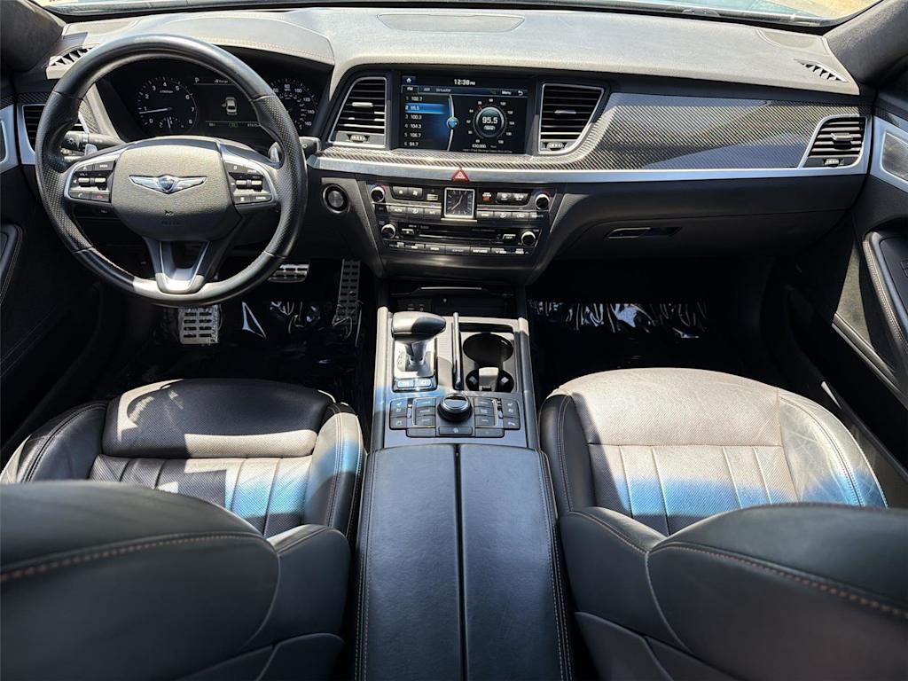 Thumbnail: 2018 Genesis G80 - 10