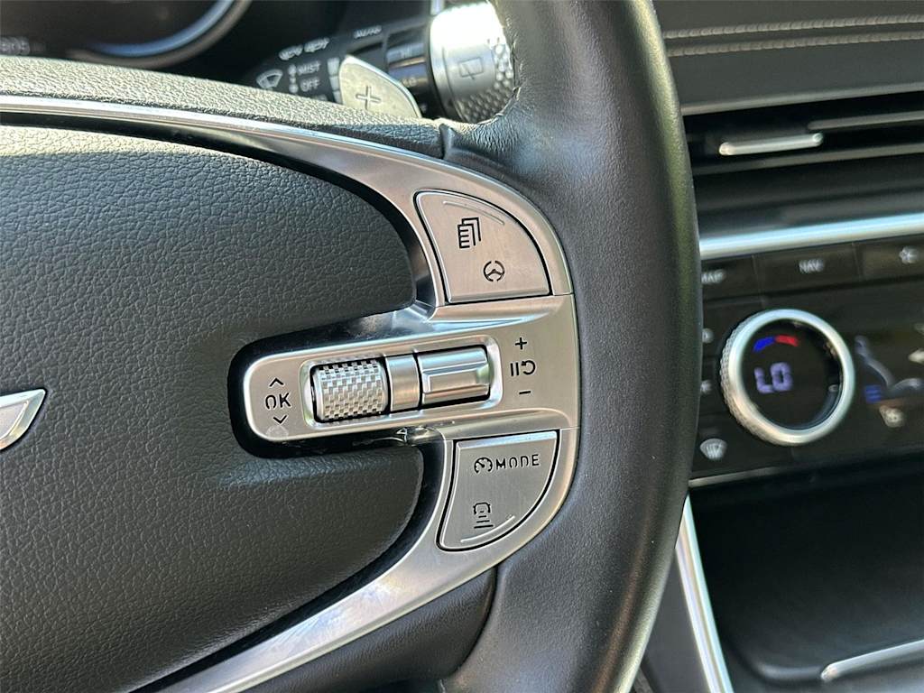 Thumbnail: 2021 Genesis GV80 - 28
