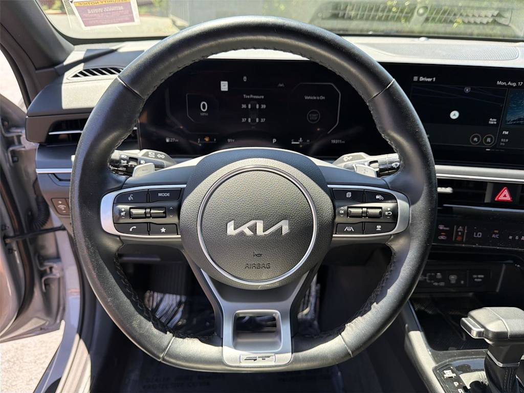 Thumbnail: 2025 Kia K5 - 14