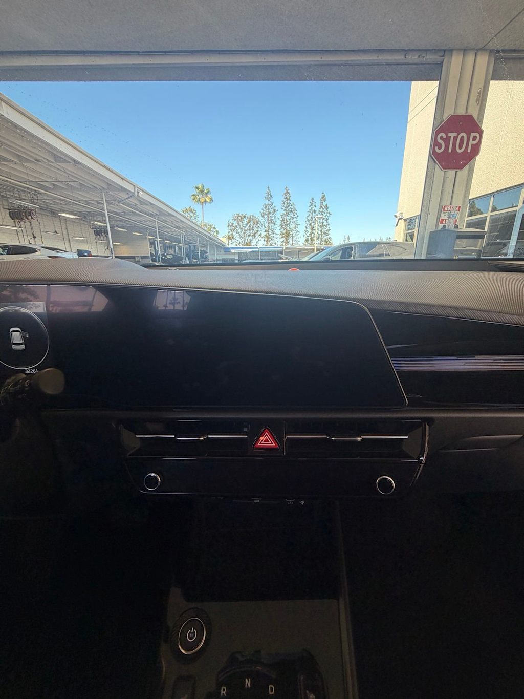 Thumbnail: 2023 Kia Niro - 6