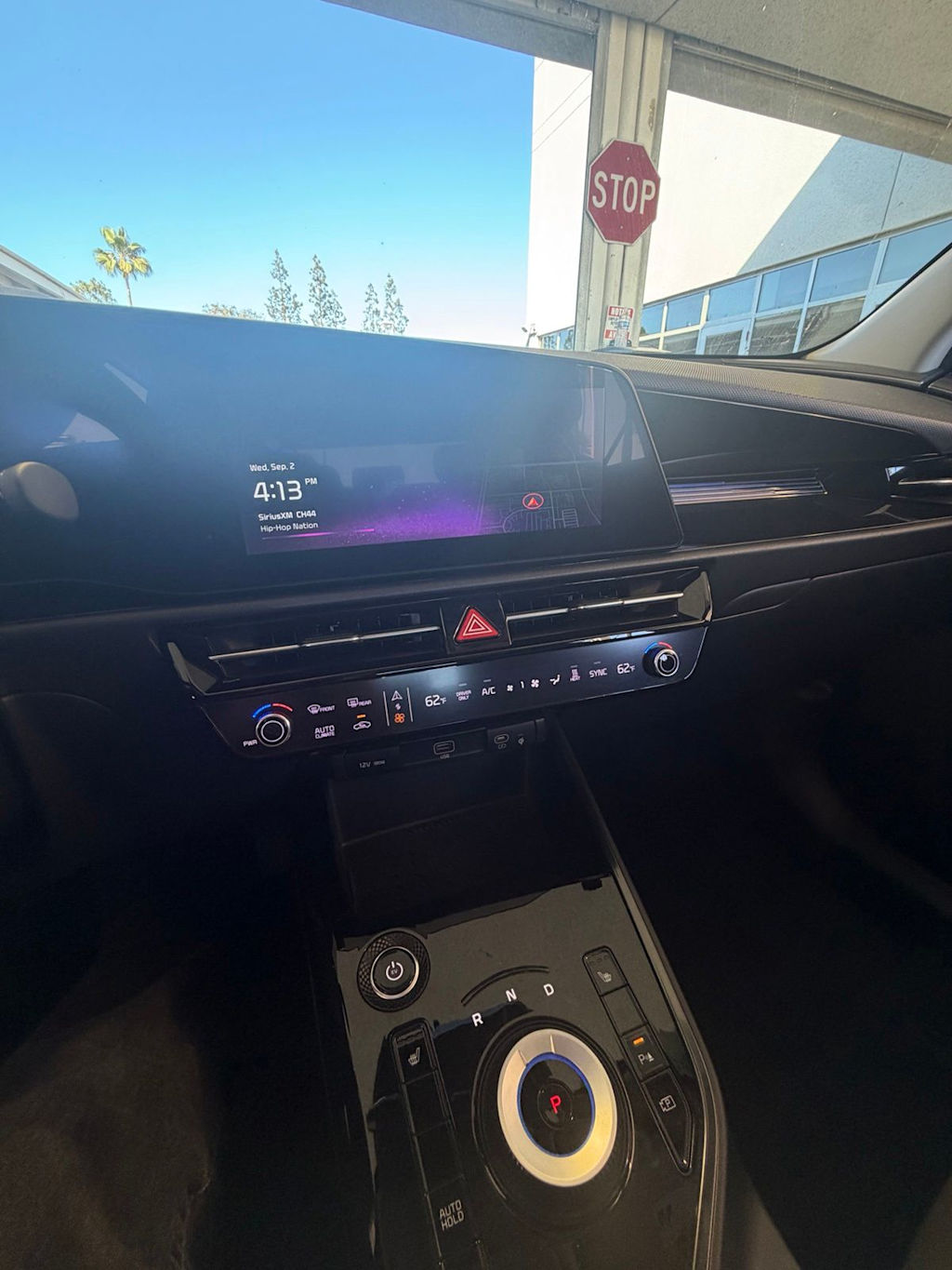 Thumbnail: 2023 Kia Niro - 20