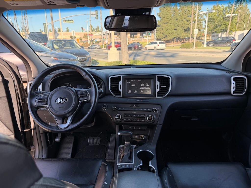 Thumbnail: 2017 Kia Sportage - 8