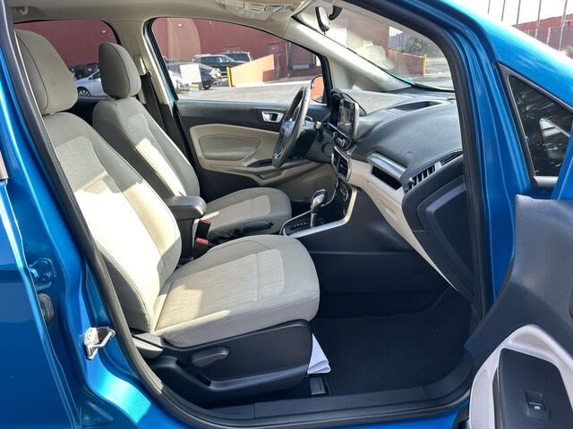 2018 Ford EcoSport SE 12