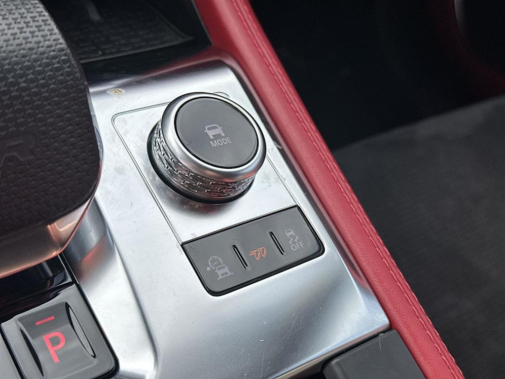 Thumbnail: 2024 Jaguar F-Pace - 28