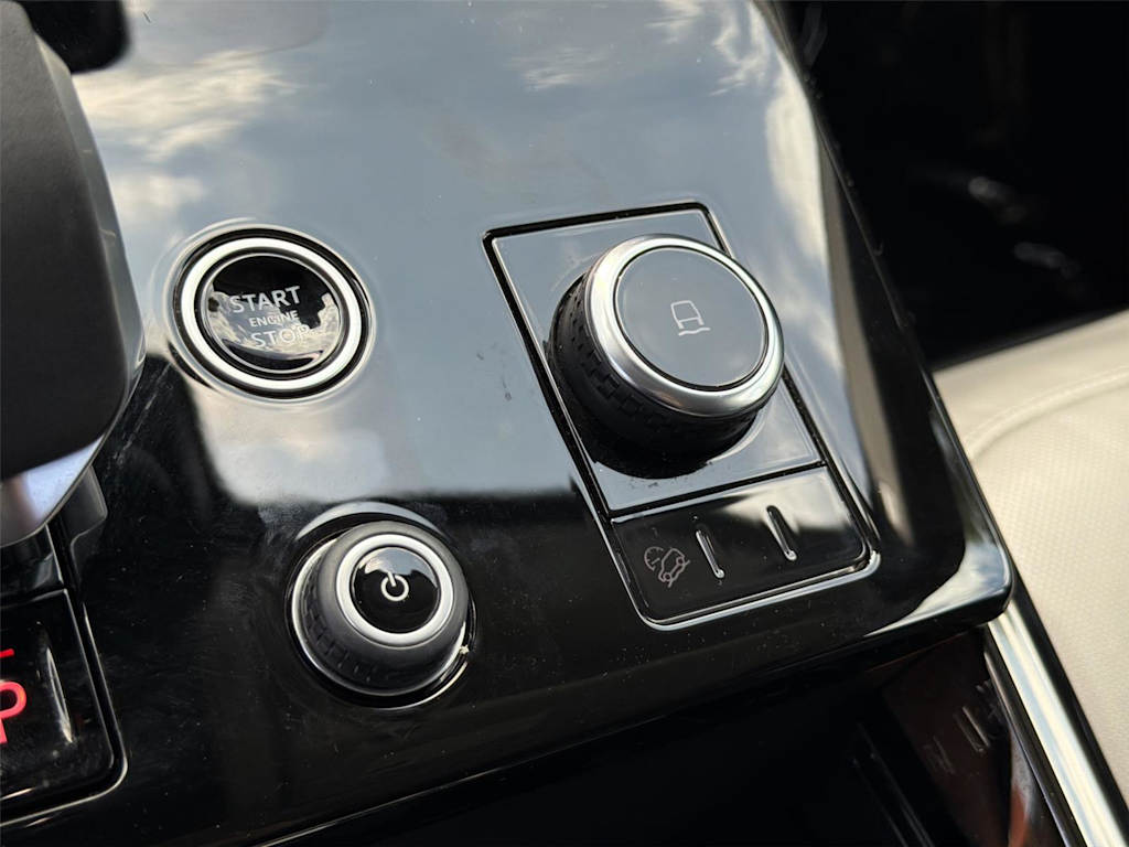 Thumbnail: 2023 Land Rover Range Rover Sport - 31