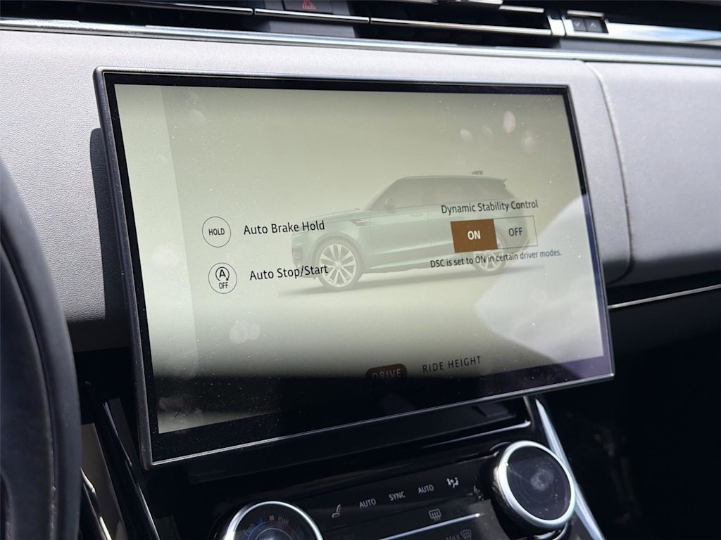 Thumbnail: 2023 Land Rover Range Rover Sport - 33