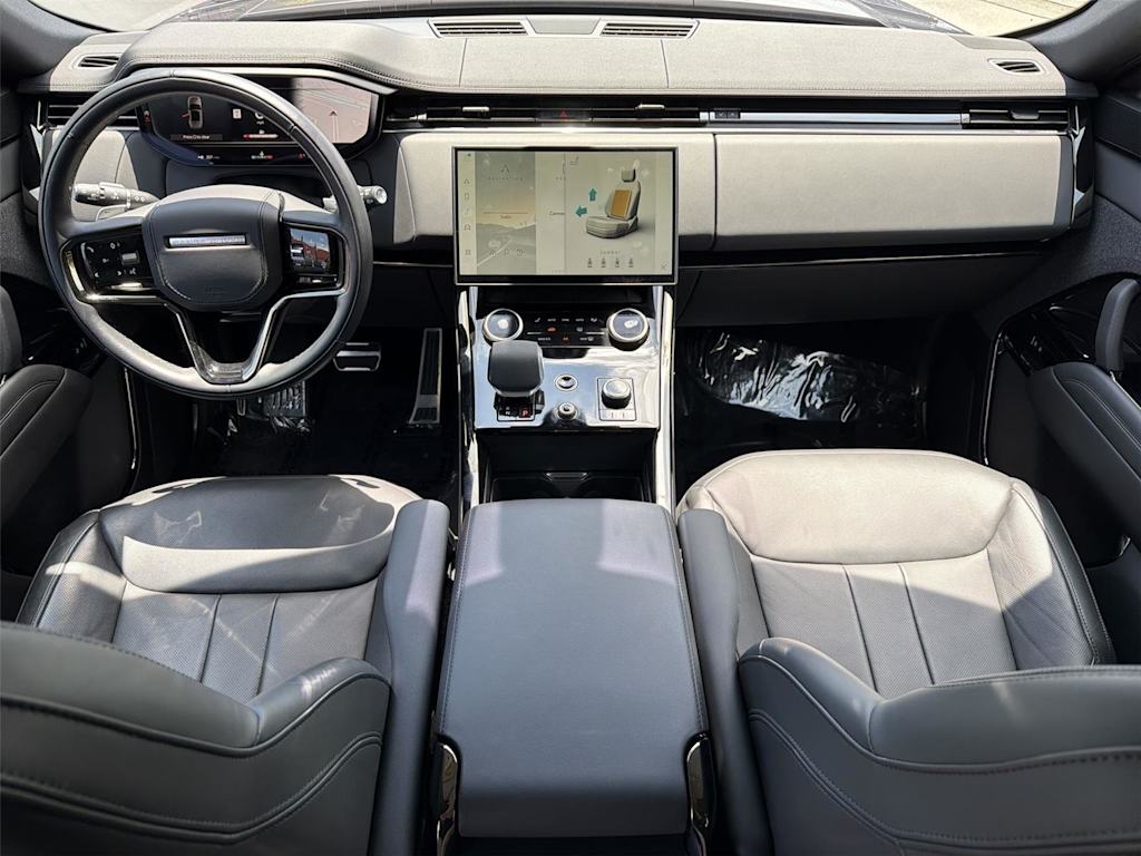 Thumbnail: 2023 Land Rover Range Rover Sport - 10