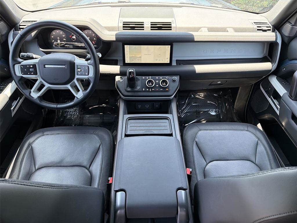 Thumbnail: 2024 Land Rover Defender - 10