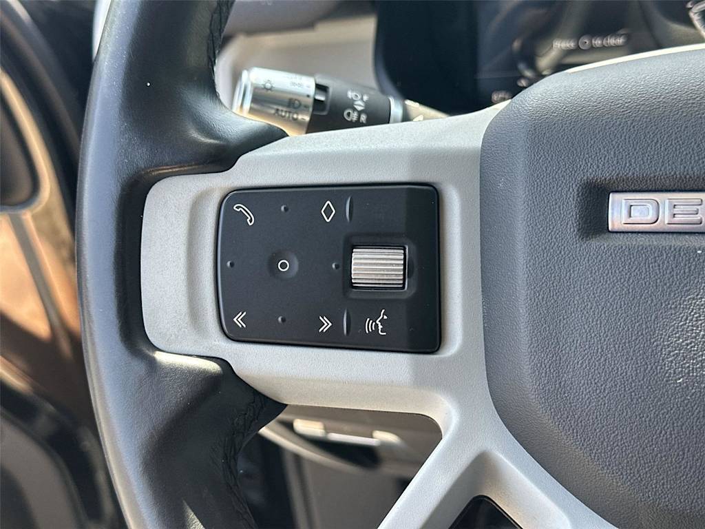 Thumbnail: 2020 Land Rover Defender - 27