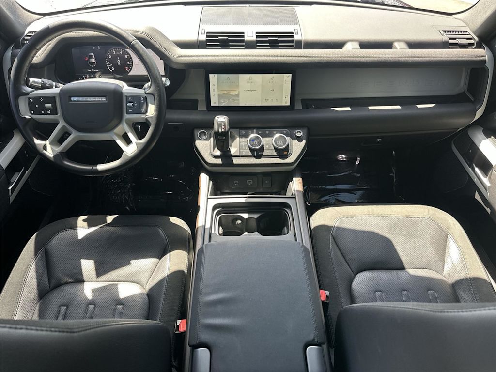 Thumbnail: 2020 Land Rover Defender - 10
