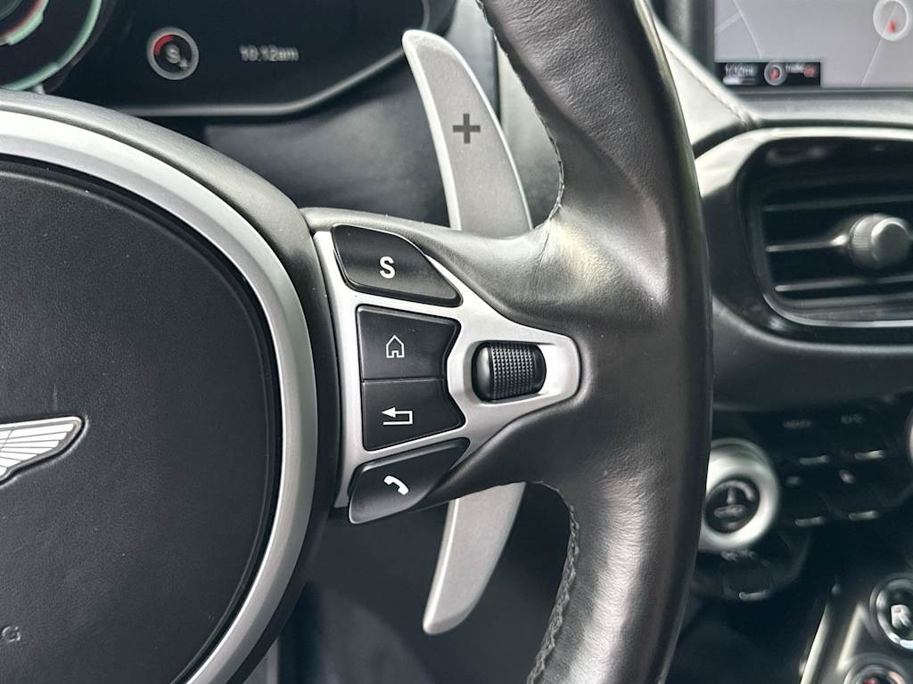 2022 Aston Martin Vantage F1 Edition 24