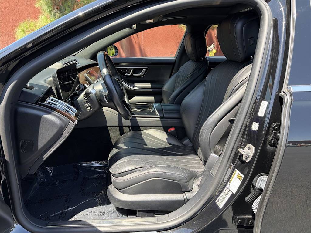 Thumbnail: 2023 Mercedes-Benz S-Class - 11
