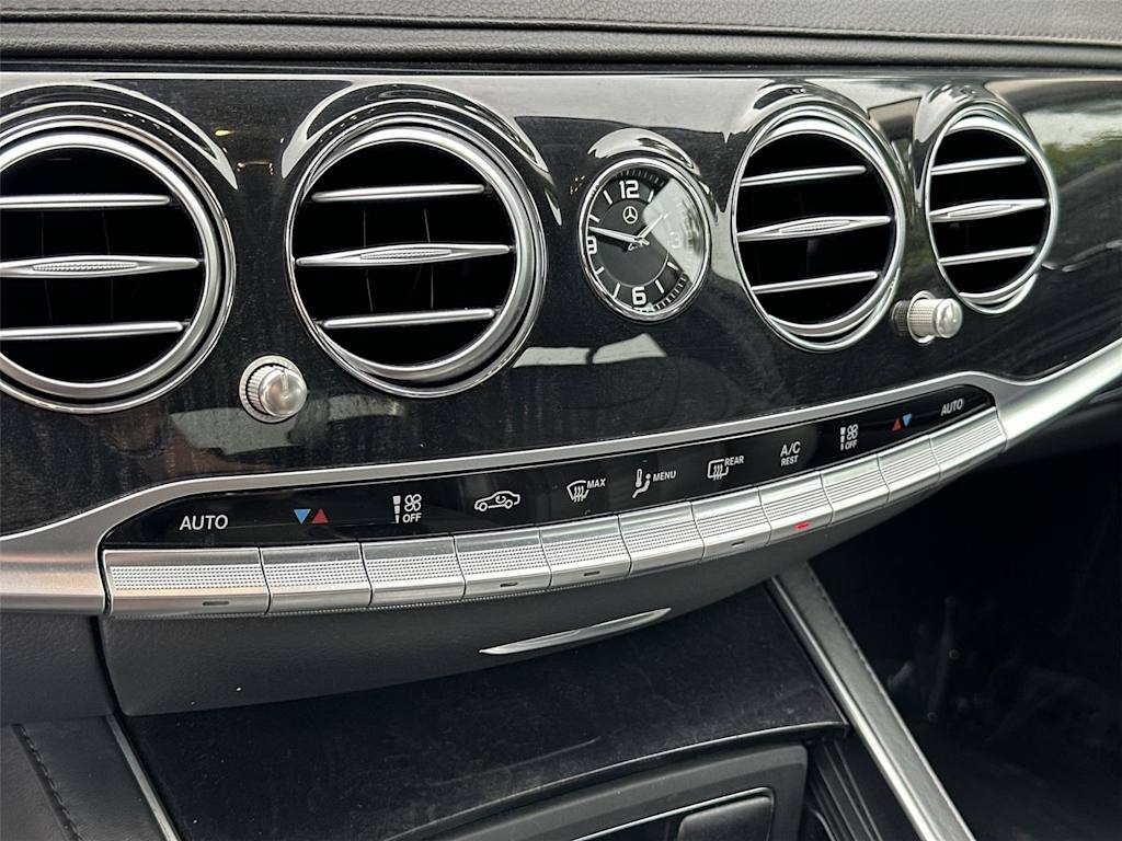 Thumbnail: 2020 Mercedes-Benz S-Class - 26