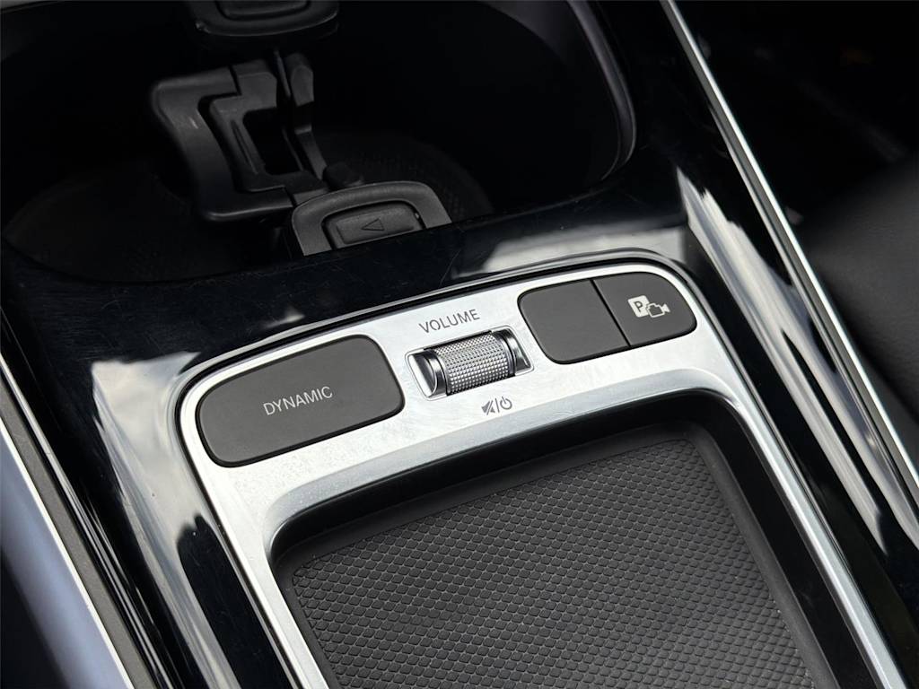 Thumbnail: 2024 Mercedes-Benz GLB - 30