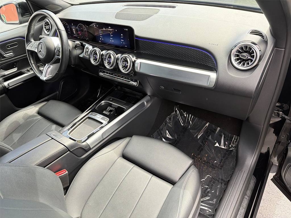 Thumbnail: 2024 Mercedes-Benz GLB - 14