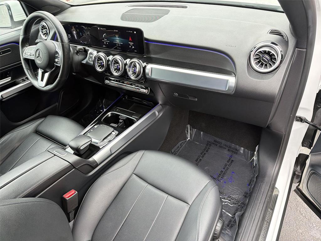 Thumbnail: 2022 Mercedes-Benz GLB - 14