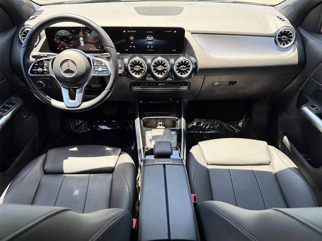 Thumbnail: 2023 Mercedes-Benz GLA - 10