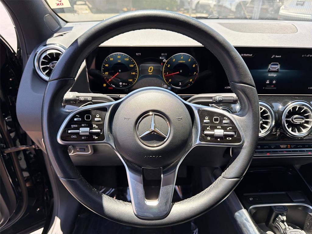 Thumbnail: 2023 Mercedes-Benz GLA - 15