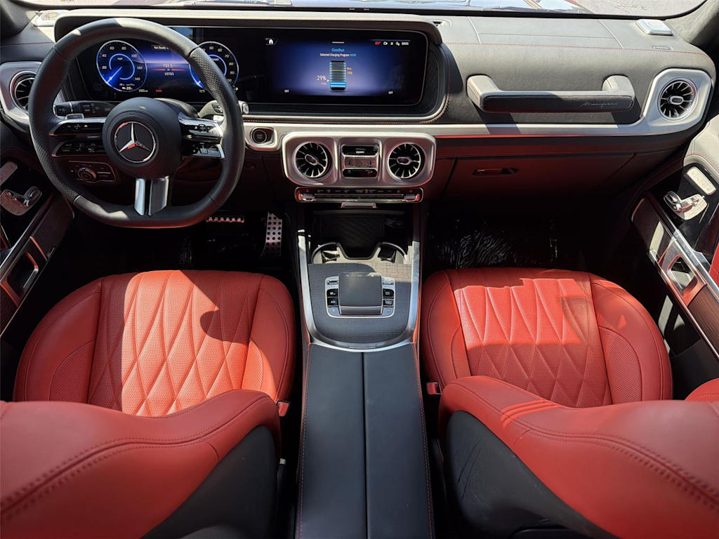 Thumbnail: 2025 Mercedes-Benz G-Class - 10
