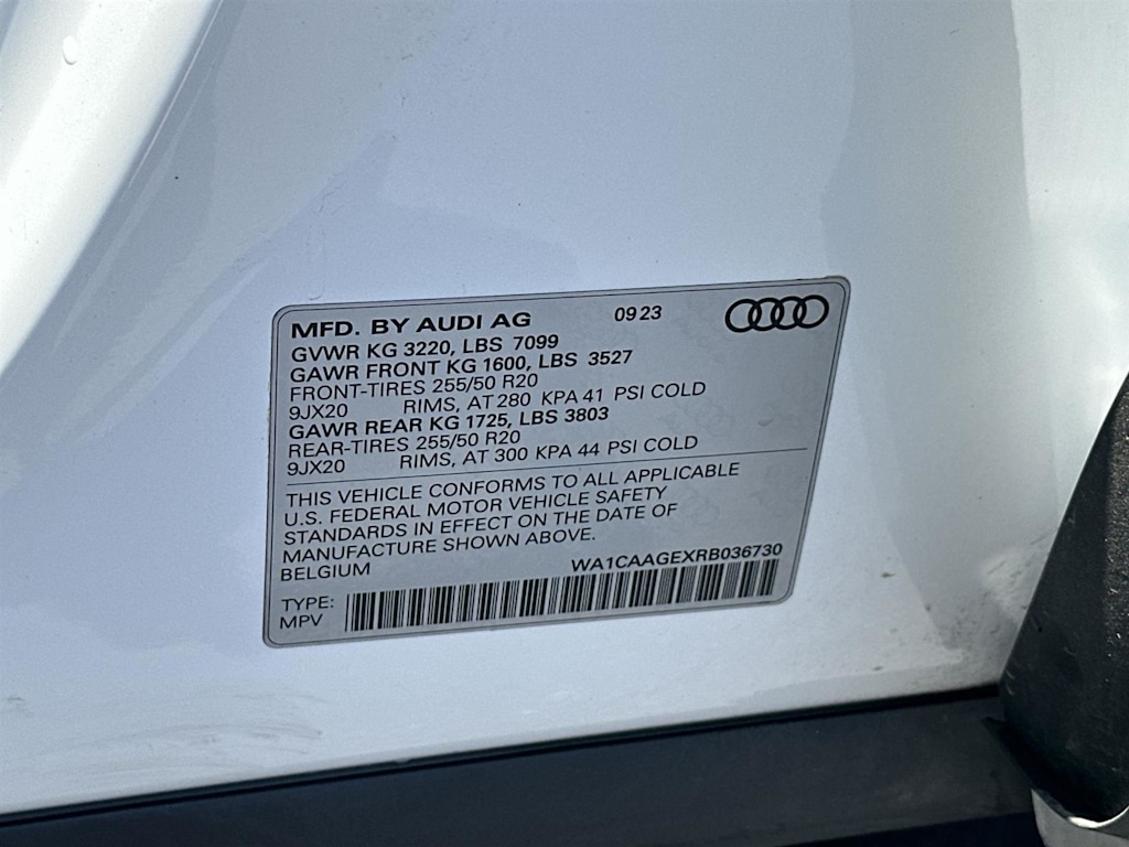 Thumbnail: 2024 Audi Q8 e-tron - 19