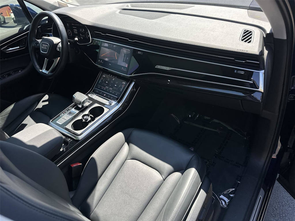 Thumbnail: 2021 Audi Q7 - 14