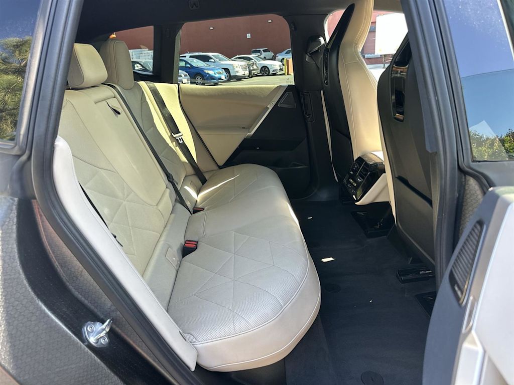 Thumbnail: 2024 BMW iX - 13