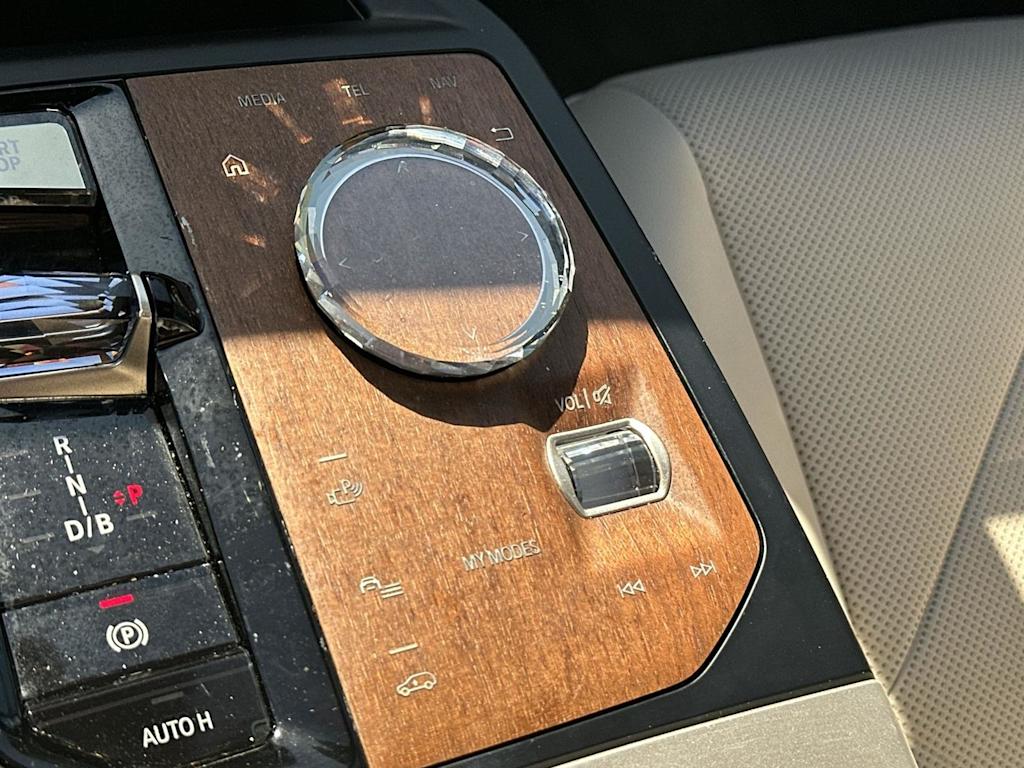 Thumbnail: 2024 BMW iX - 26