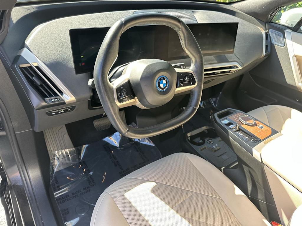 Thumbnail: 2024 BMW iX - 2