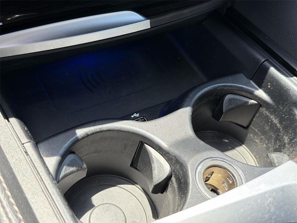 Thumbnail: 2023 BMW 5 Series - 30