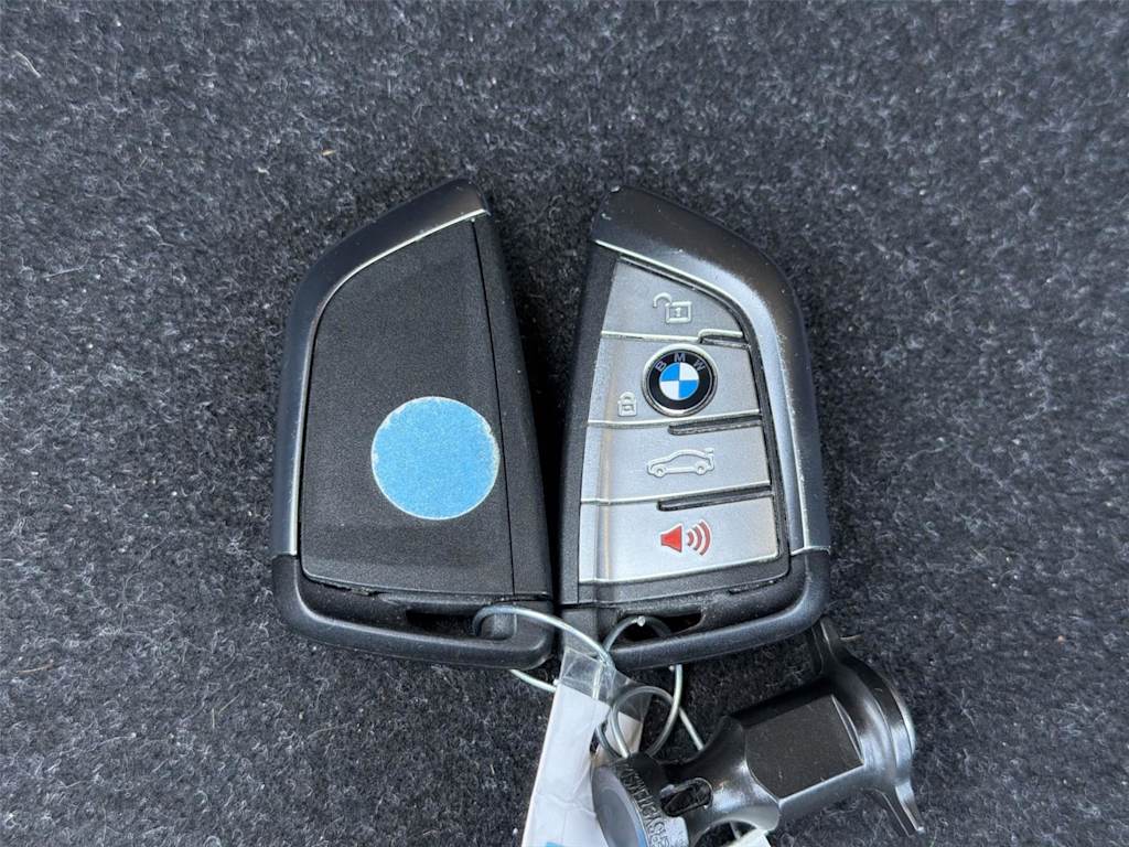 Thumbnail: 2023 BMW 5 Series - 20
