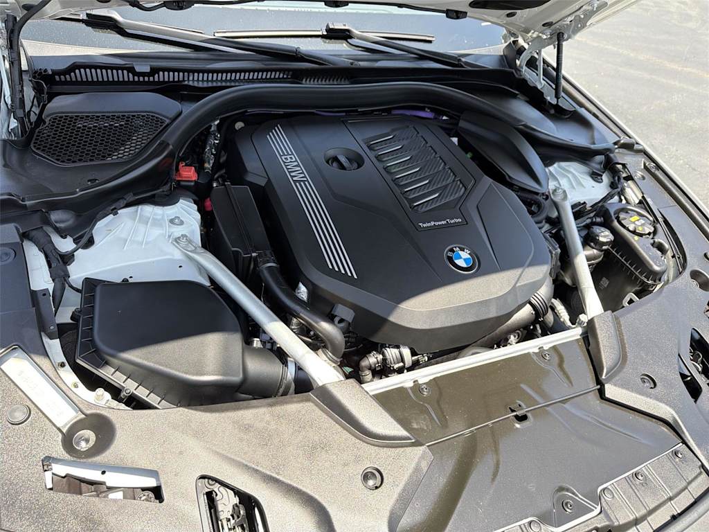 Thumbnail: 2023 BMW 5 Series - 9