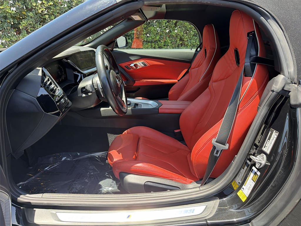 Thumbnail: 2023 BMW Z4 - 11