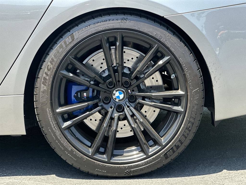 Thumbnail: 2022 BMW M5 - 7