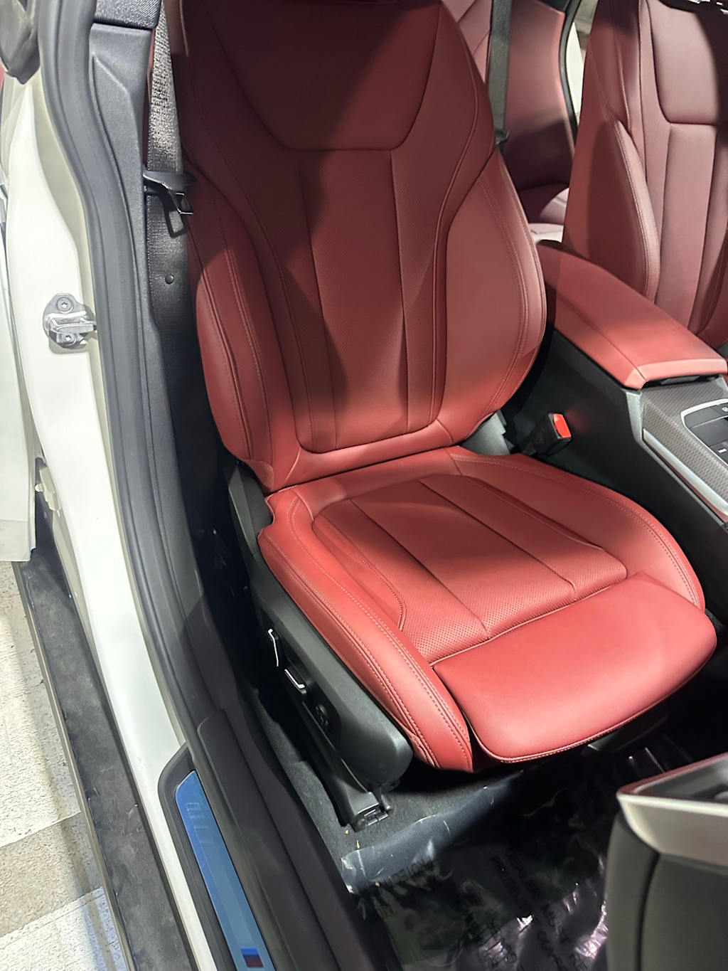 Thumbnail: 2024 BMW i4 - 21