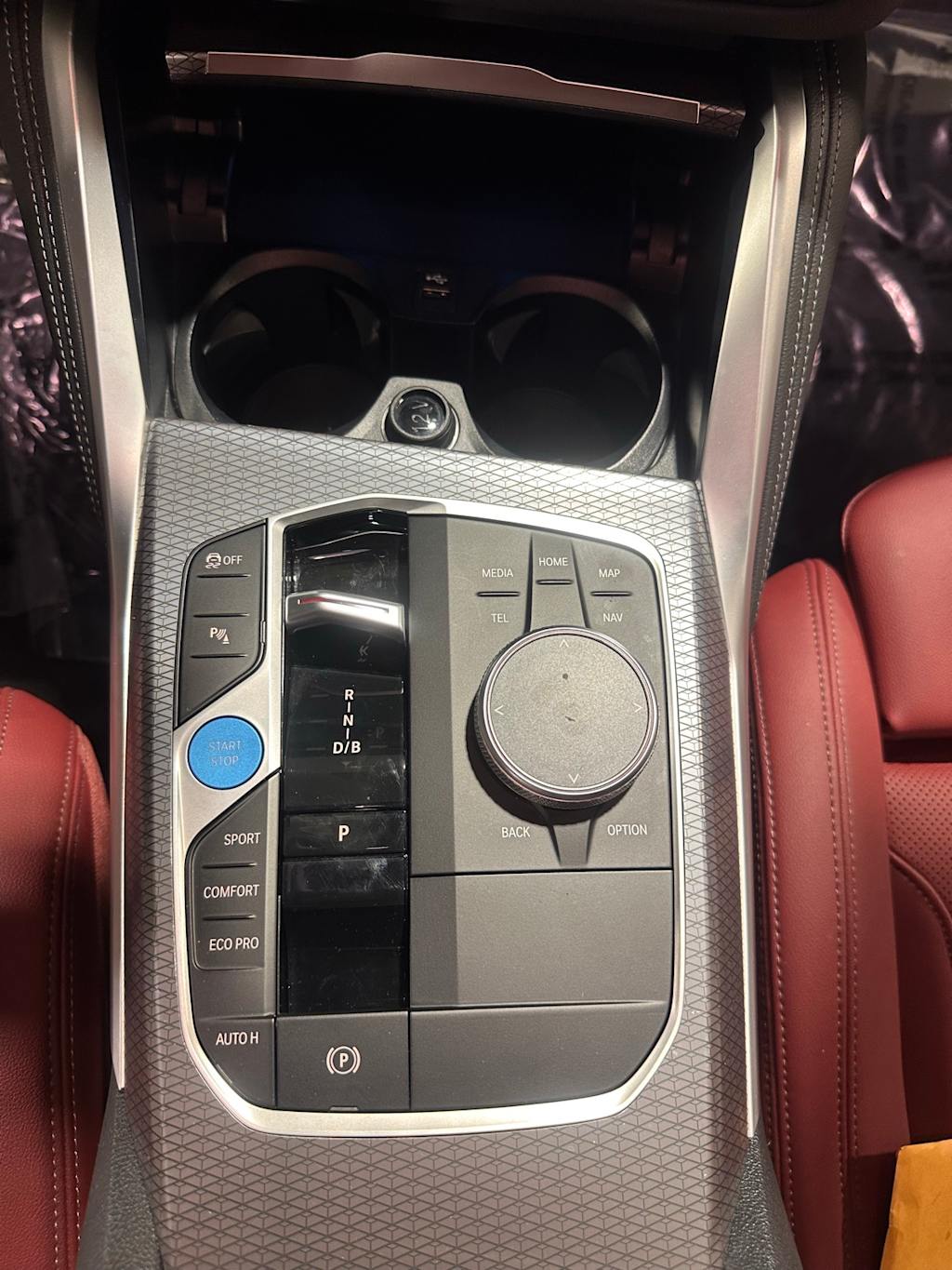 Thumbnail: 2024 BMW i4 - 23