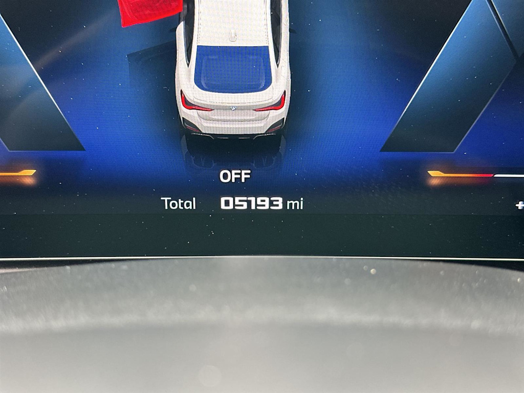 Thumbnail: 2024 BMW i4 - 18