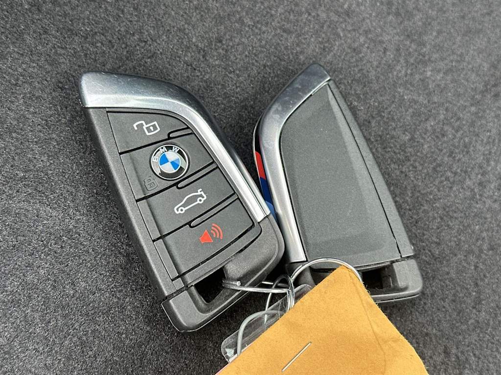 Thumbnail: 2024 BMW i4 - 20