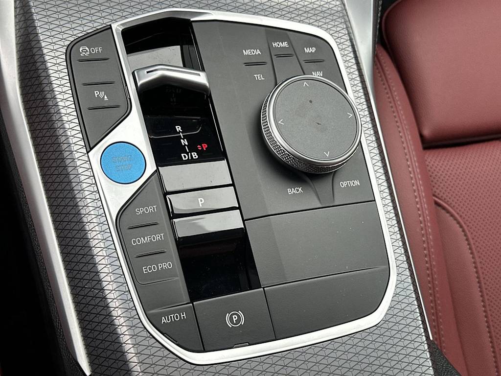 Thumbnail: 2024 BMW i4 - 26