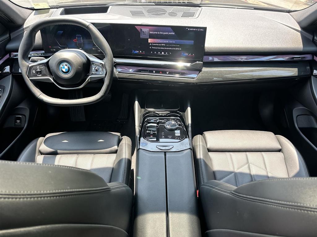 Thumbnail: 2024 BMW i5 - 9