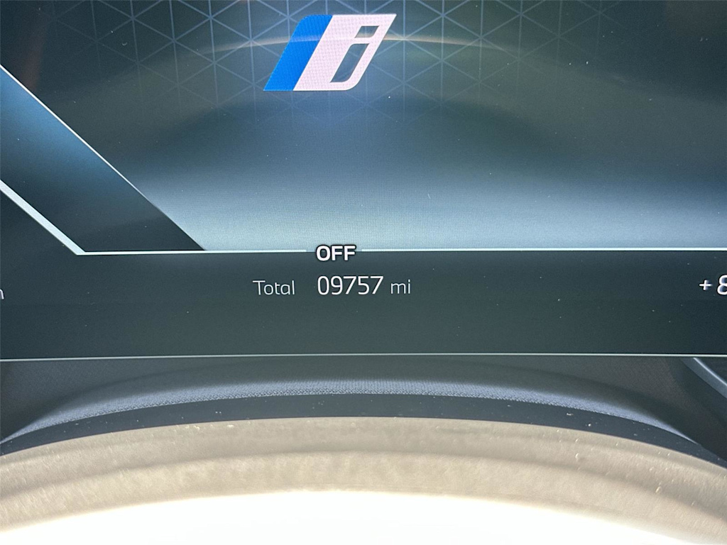 Thumbnail: 2025 BMW i7 - 17